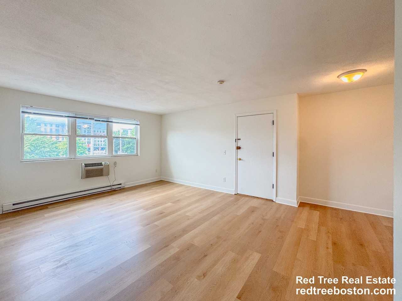 11 Hodges Ave #10 - Photo 2 of 21