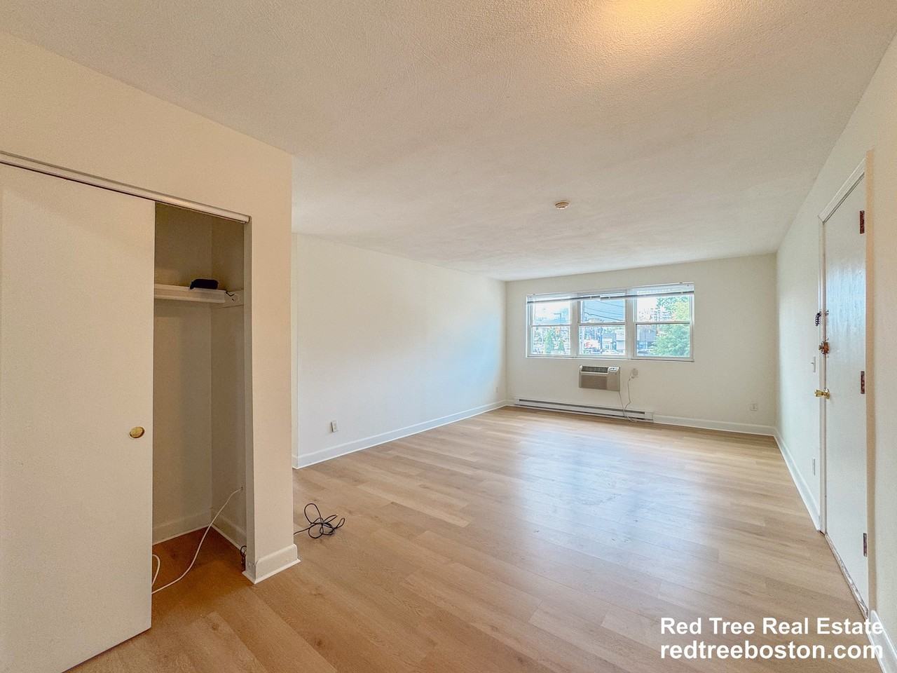 11 Hodges Ave #10 - Photo 4 of 21