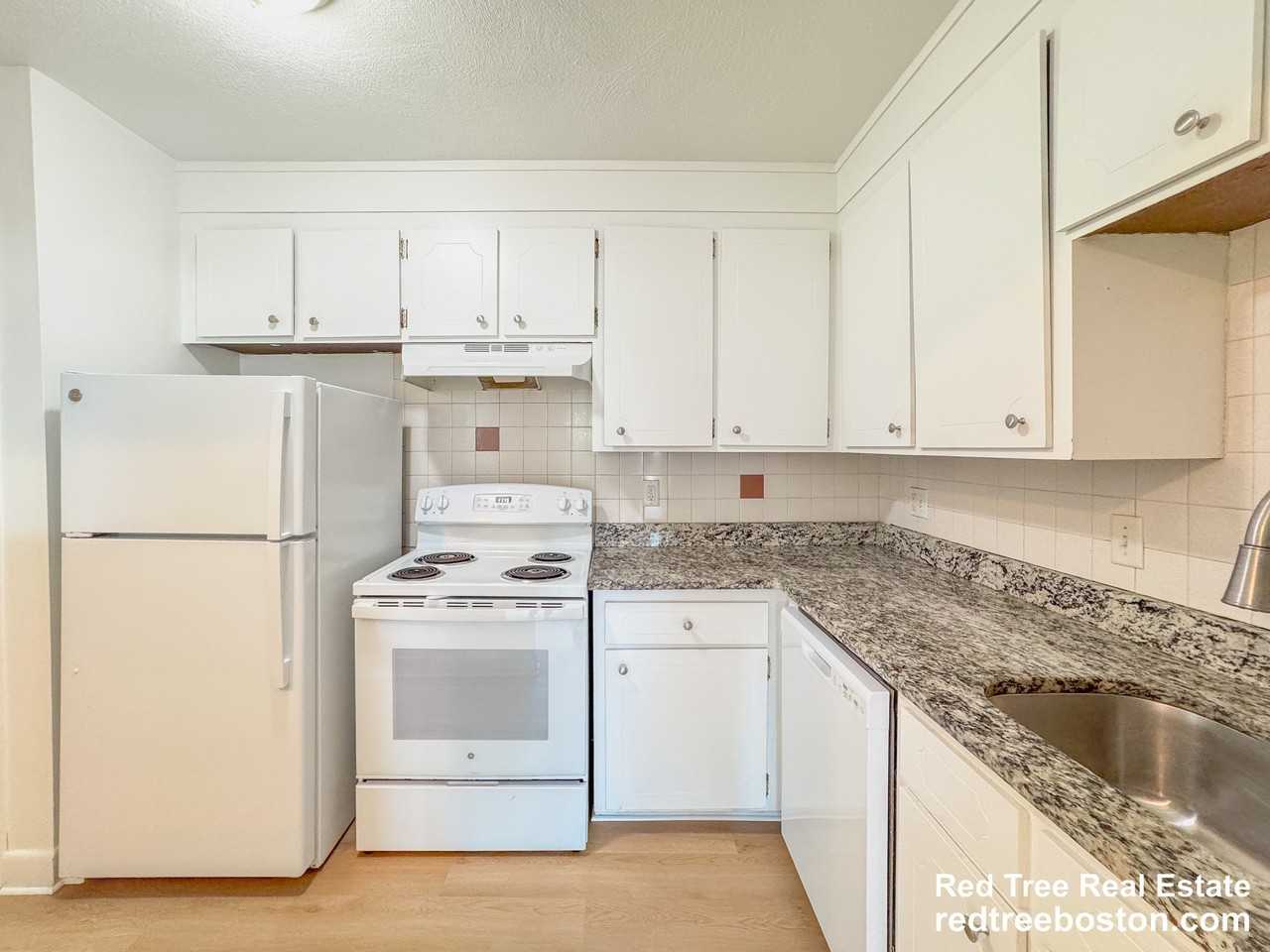 11 Hodges Ave #10 - Photo 5 of 21