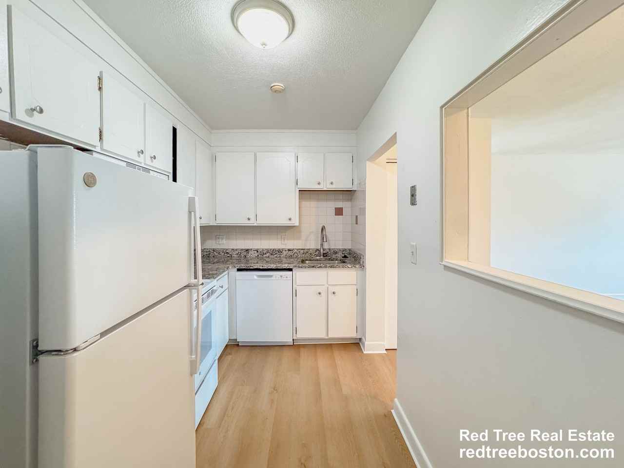 11 Hodges Ave #10 - Photo 7 of 21