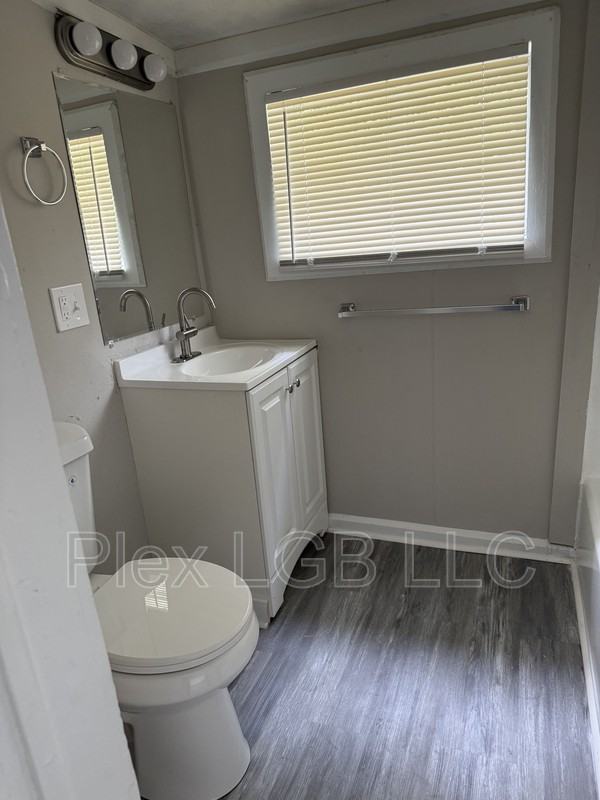 203 Bagley St - Photo 7 of 7