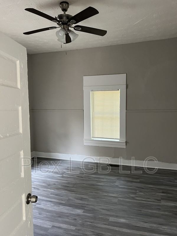 913 Georgia Ave - Photo 6 of 6