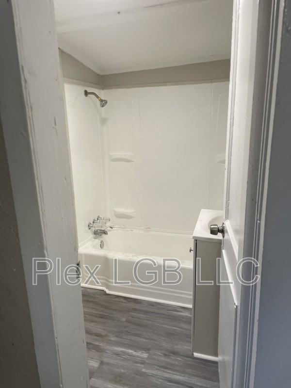105 Butler St - Photo 4 of 6