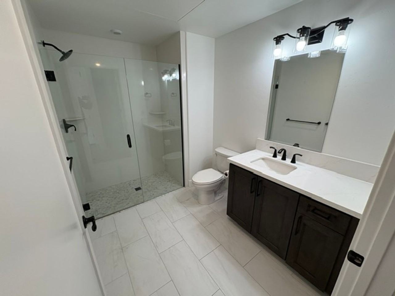 402 W Grand Ave #102 - Photo 6 of 9