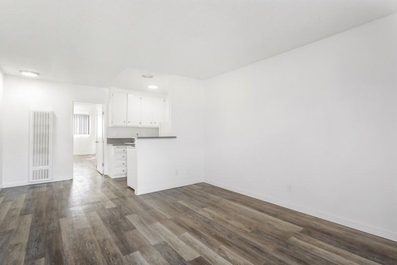 12460 Culver Blvd - Photo 3 of 19