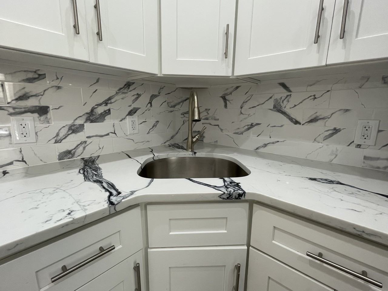 1392 Jefferson Avenue #2 - Photo 7 of 8
