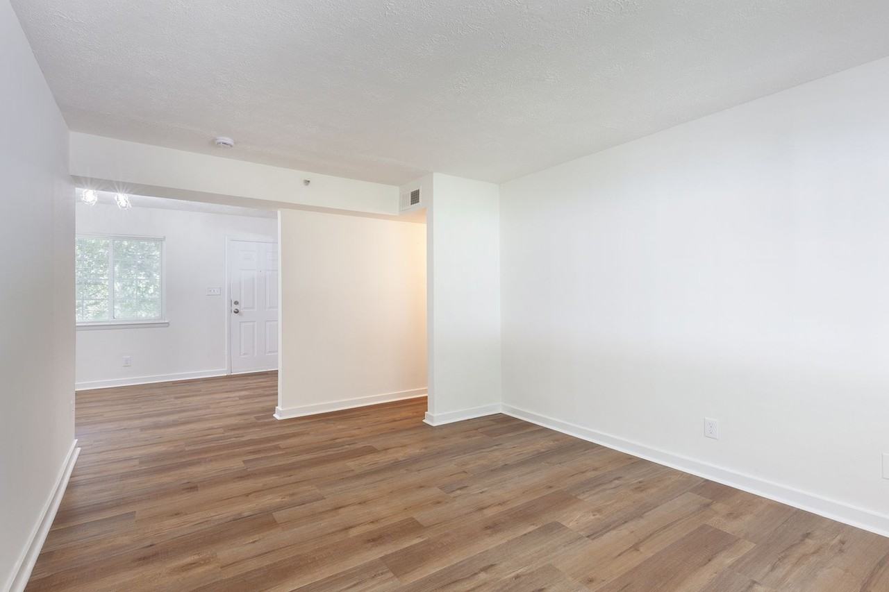 641 Powder Springs St Se #11 - Photo 4 of 23