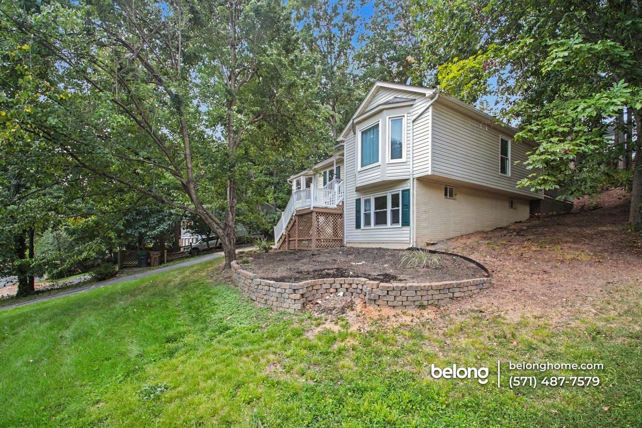 134 Jasper Pl #2