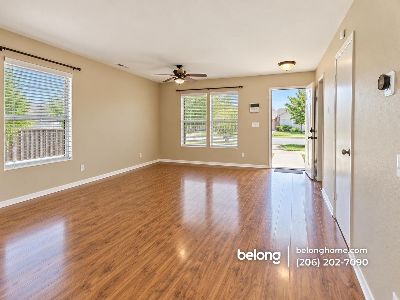 4214 Swift Ave Sw - Photo 2 of 17
