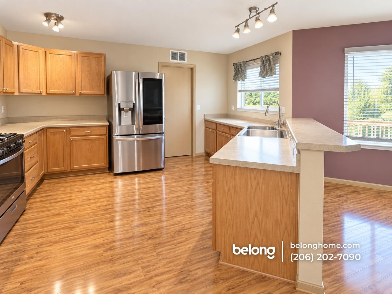 4214 Swift Ave Sw - Photo 3 of 17
