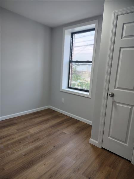 858 Bay St #2 - Photo 7 of 8
