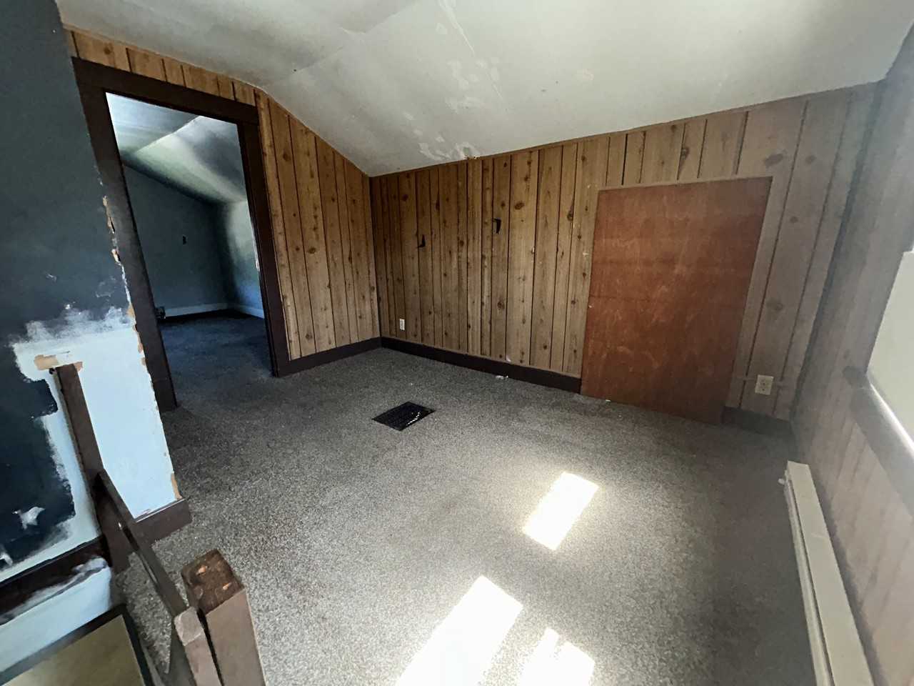 1204 N Jordan St - Photo 7 of 10