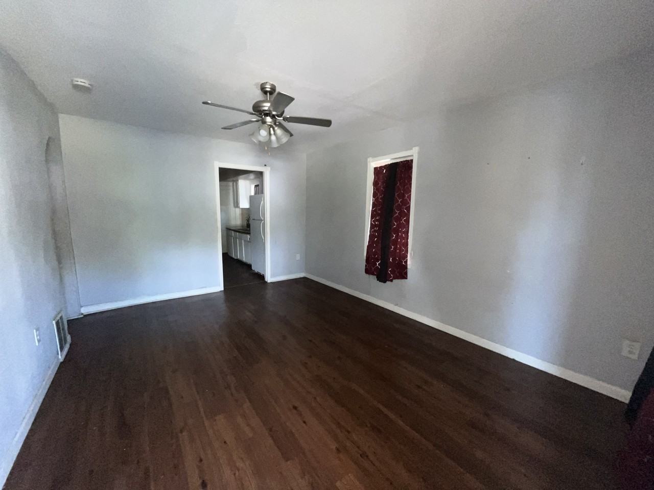 1127 N 45th St - Photo 2 of 7