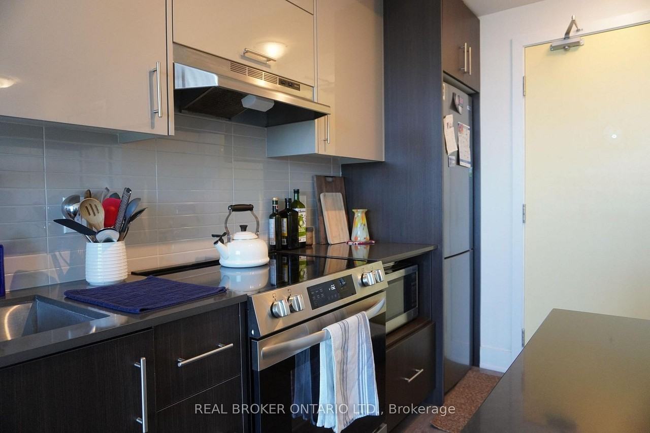 188 Fairview Mall Drive #1908 - Photo 3 of 23