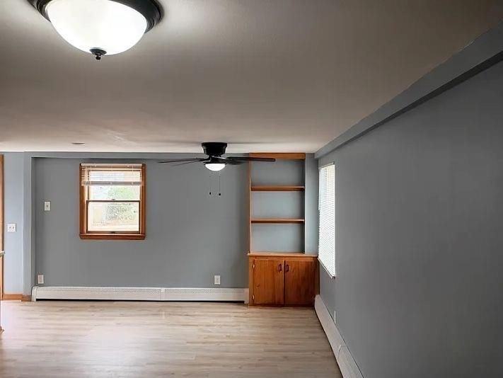 35 Spicer St - Photo 4 of 16