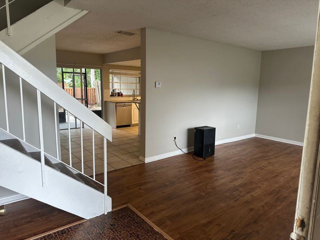 14752 Morning Dr - Photo 2 of 28