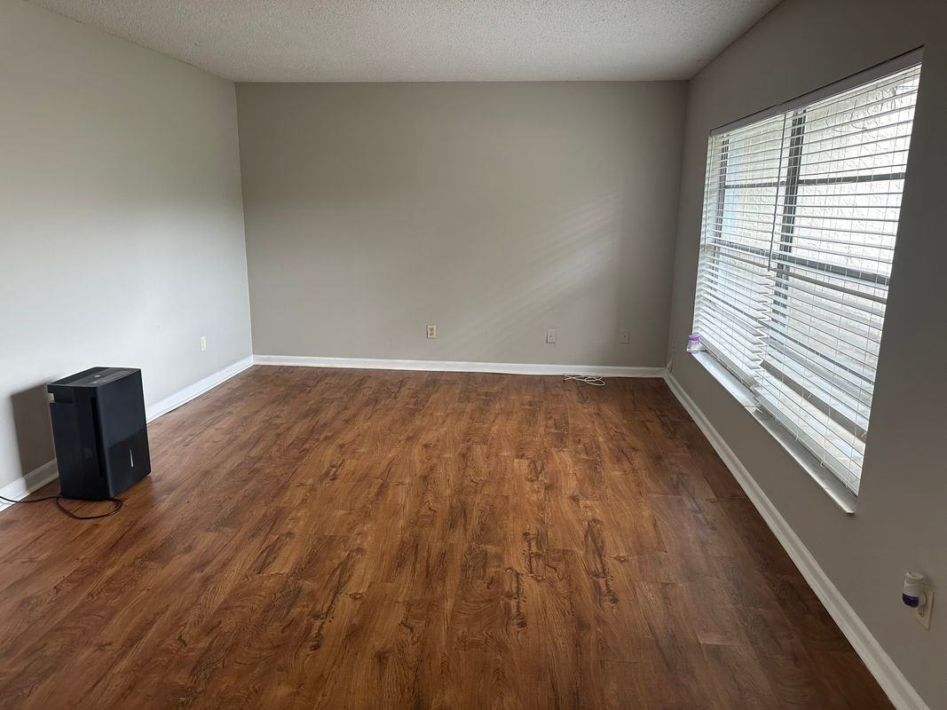 14752 Morning Dr - Photo 4 of 28