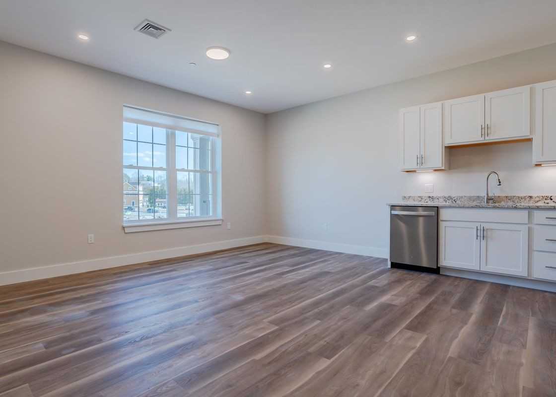 18 Sullivan St ##304 - Photo 3 of 15