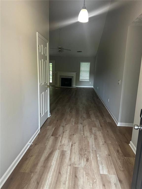 1055 Chatham Rd - Photo 5 of 31