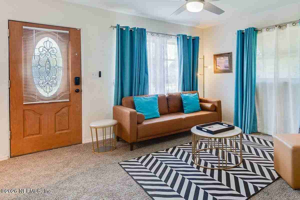503 3rd Ave S - Photo 3 of 23