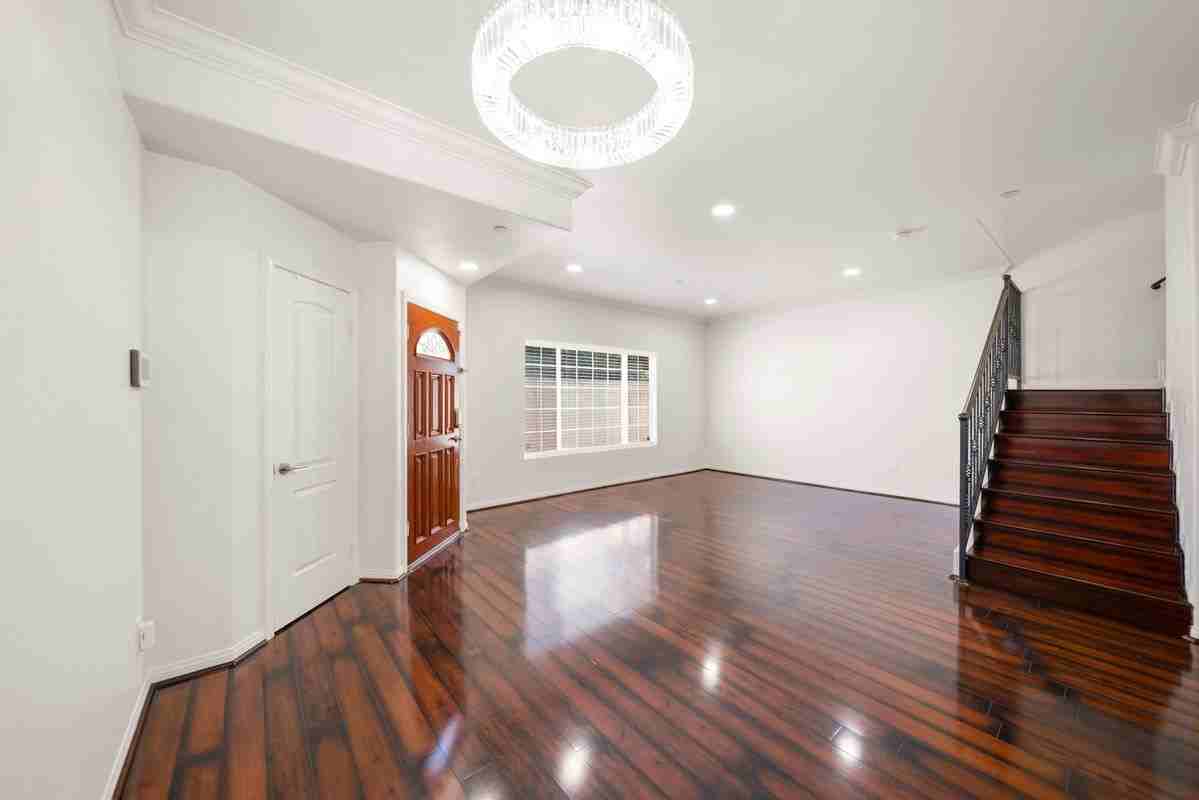 715 E Angeleno Ave ##104 - Photo 3 of 29