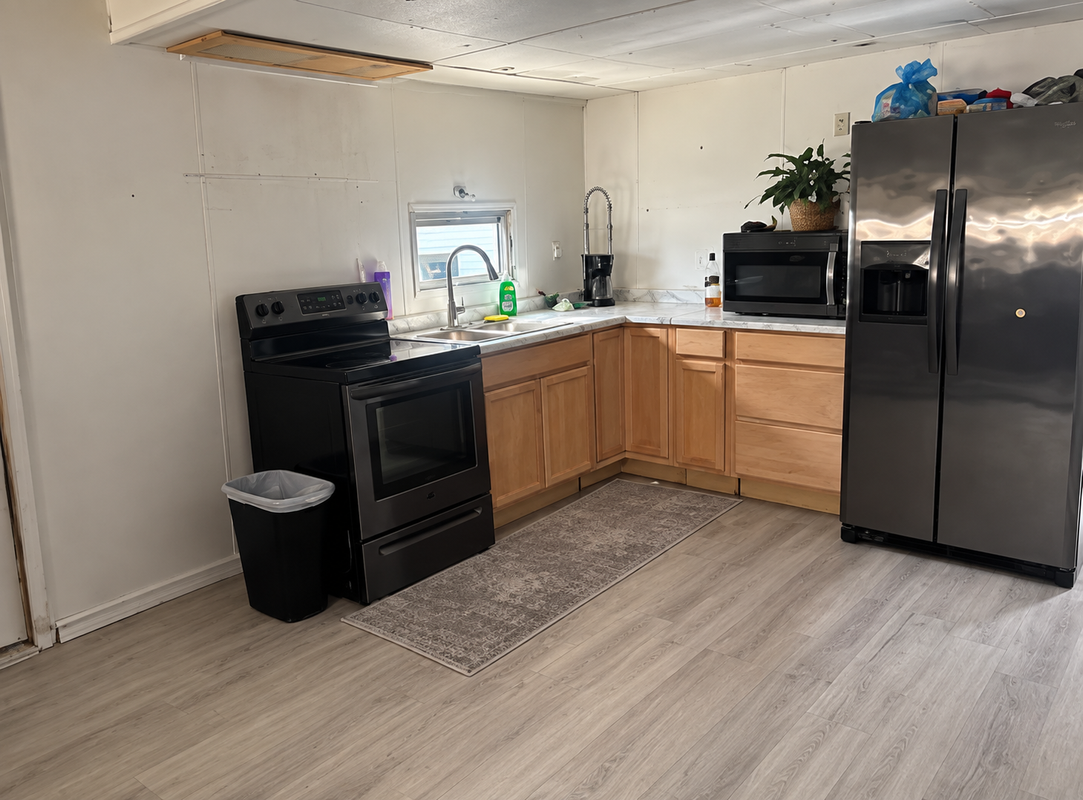 117 Bert St - Photo 2 of 6
