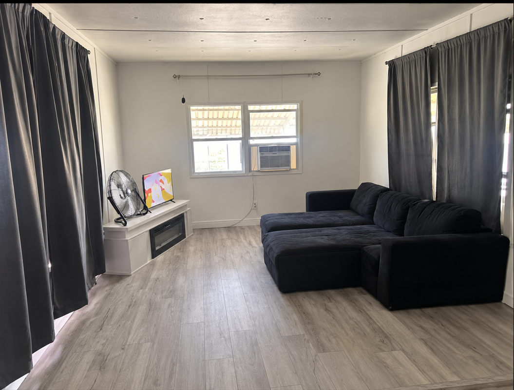 117 Bert St - Photo 3 of 6
