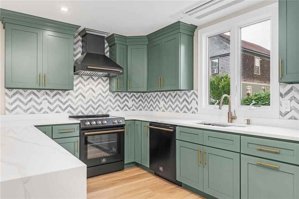 6 Potter St - Photo 5 of 17