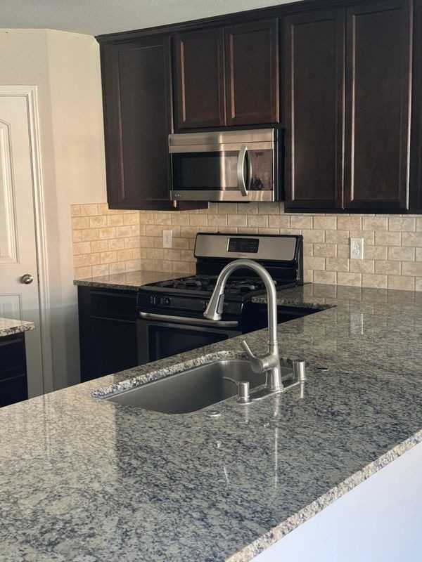 8126 Carillon Way - Photo 4 of 14