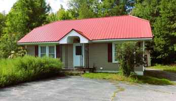 featured image of 429 Main St
