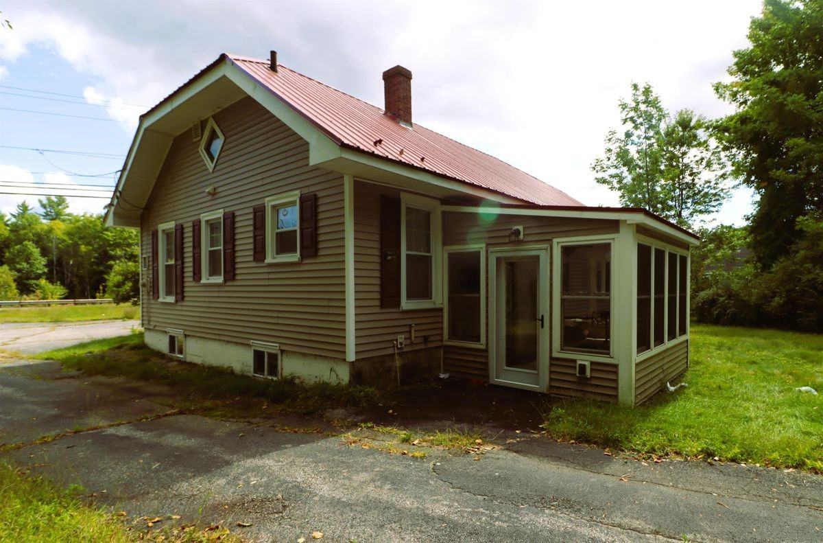 429 Main St - Photo 2 of 19