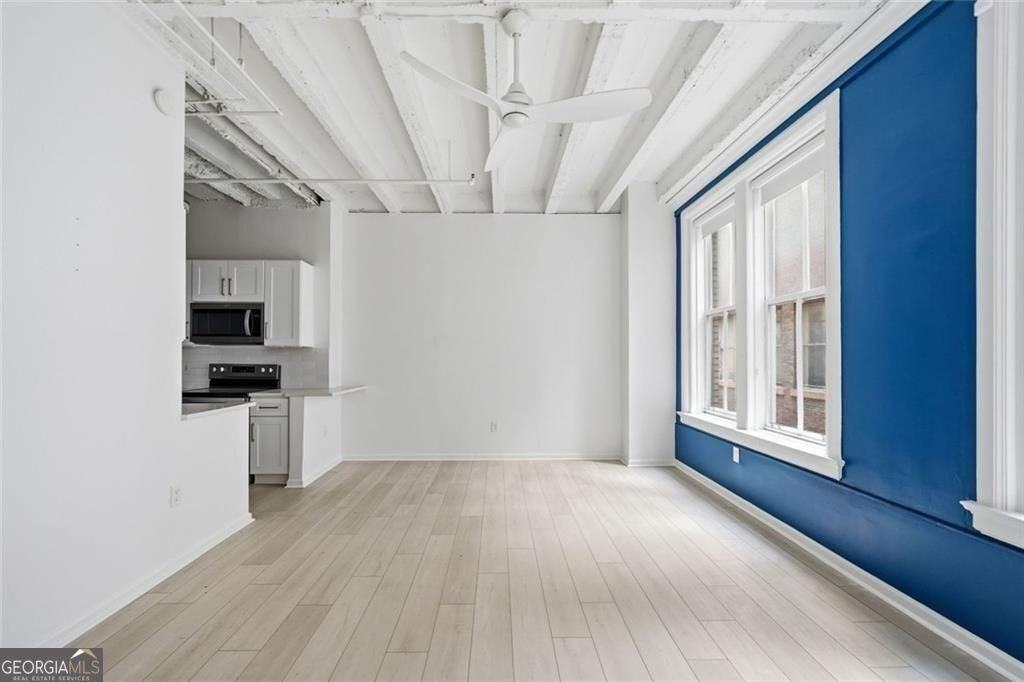 32 Peachtree St - Photo 7 of 17