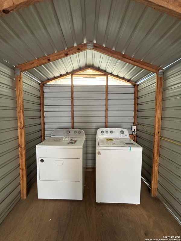 2322 W Olmos Dr - Photo 5 of 12