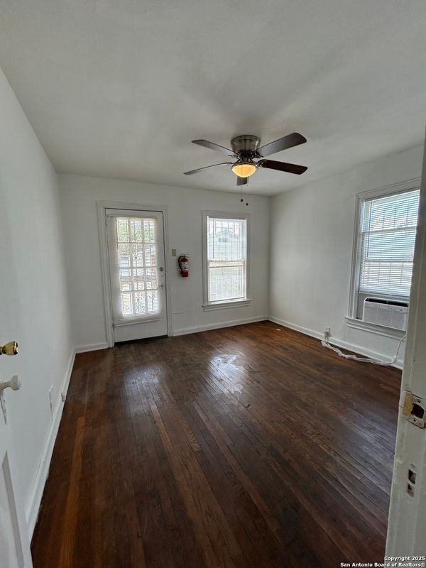 2322 W Olmos Dr - Photo 6 of 12