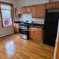 7 Margaret St #4 - Photo 1 of 1