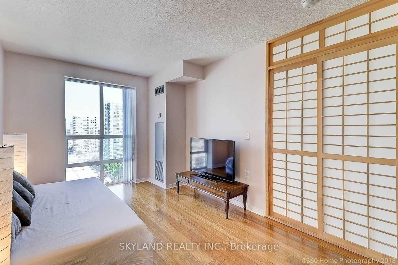 22 Olive Avenue #1703 - Photo 5 of 22