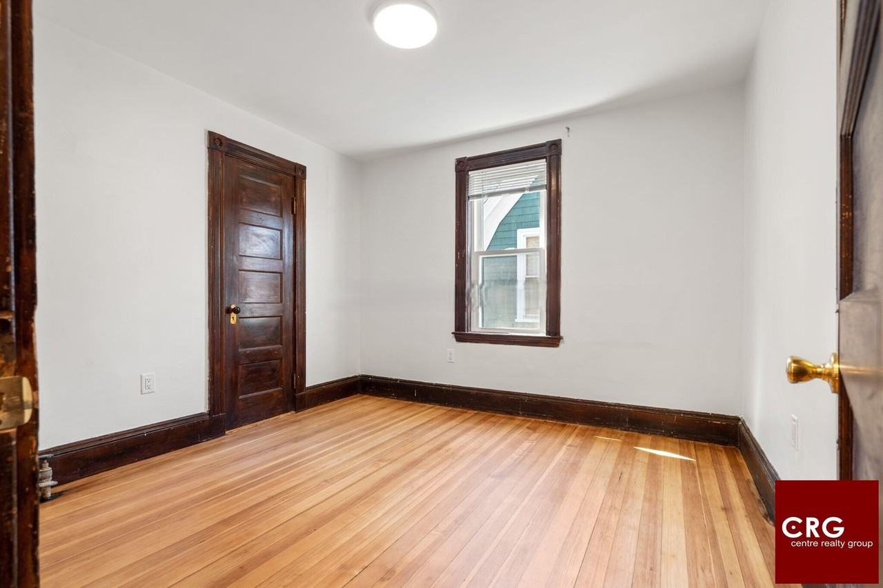 45 Packard Ave #1 - Photo 5 of 11