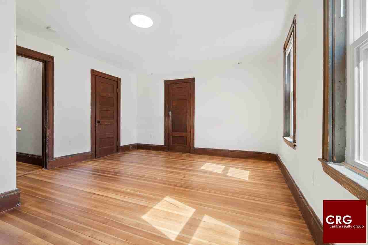 45 Packard Ave #1 - Photo 7 of 11