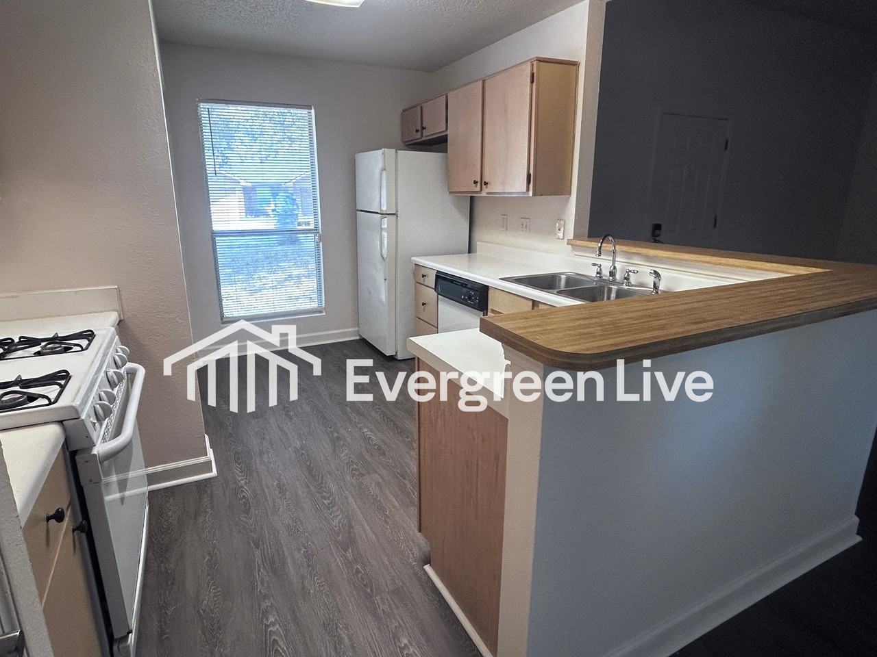 40 Serenata Ct - Photo 3 of 15