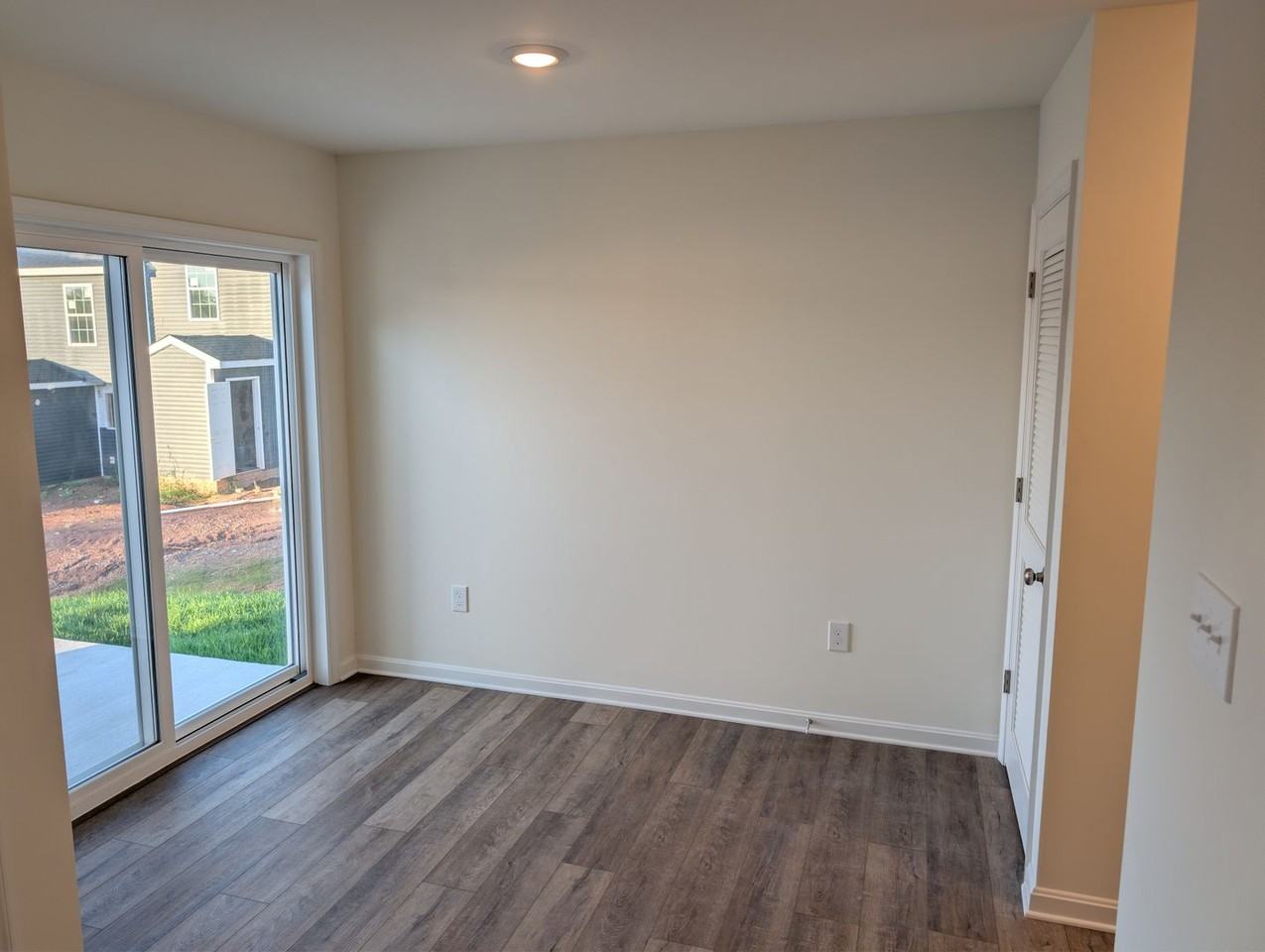 3625 Kortni Dr - Photo 4 of 17