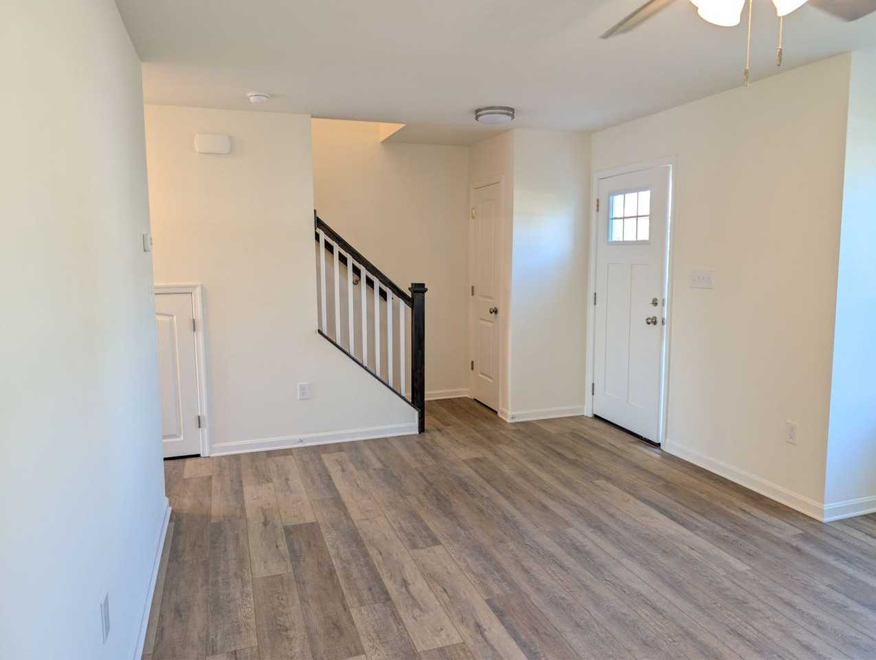 3625 Kortni Dr - Photo 7 of 17
