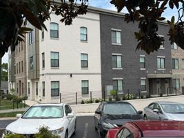 featured image of 2209 Highland Ave
