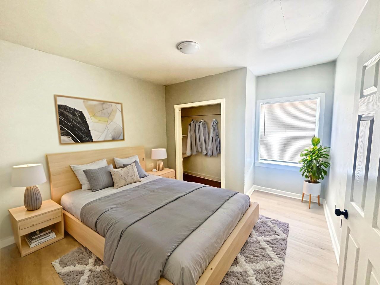 2619 E Willamette Avenue - Photo 5 of 10