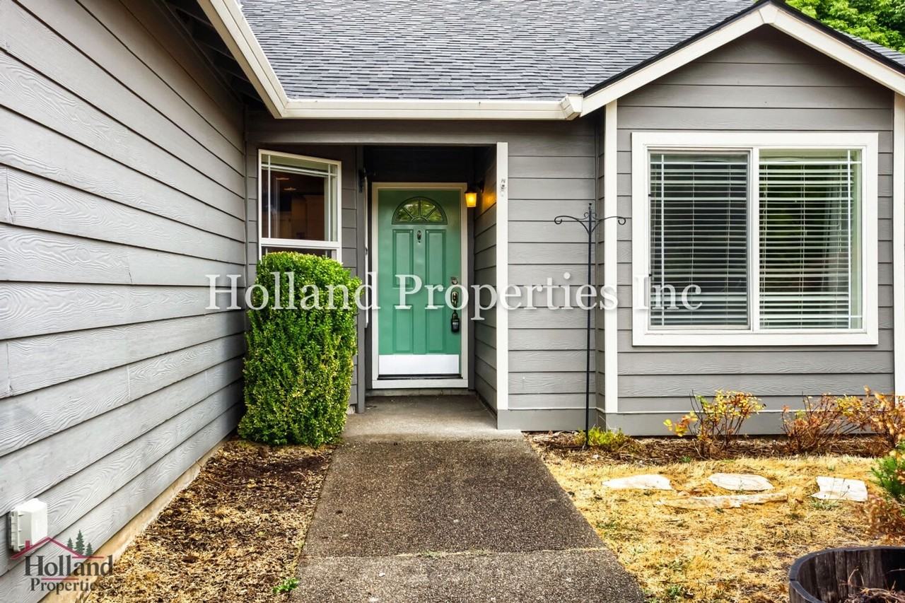 23190 Sw William Ave - Photo 3 of 29