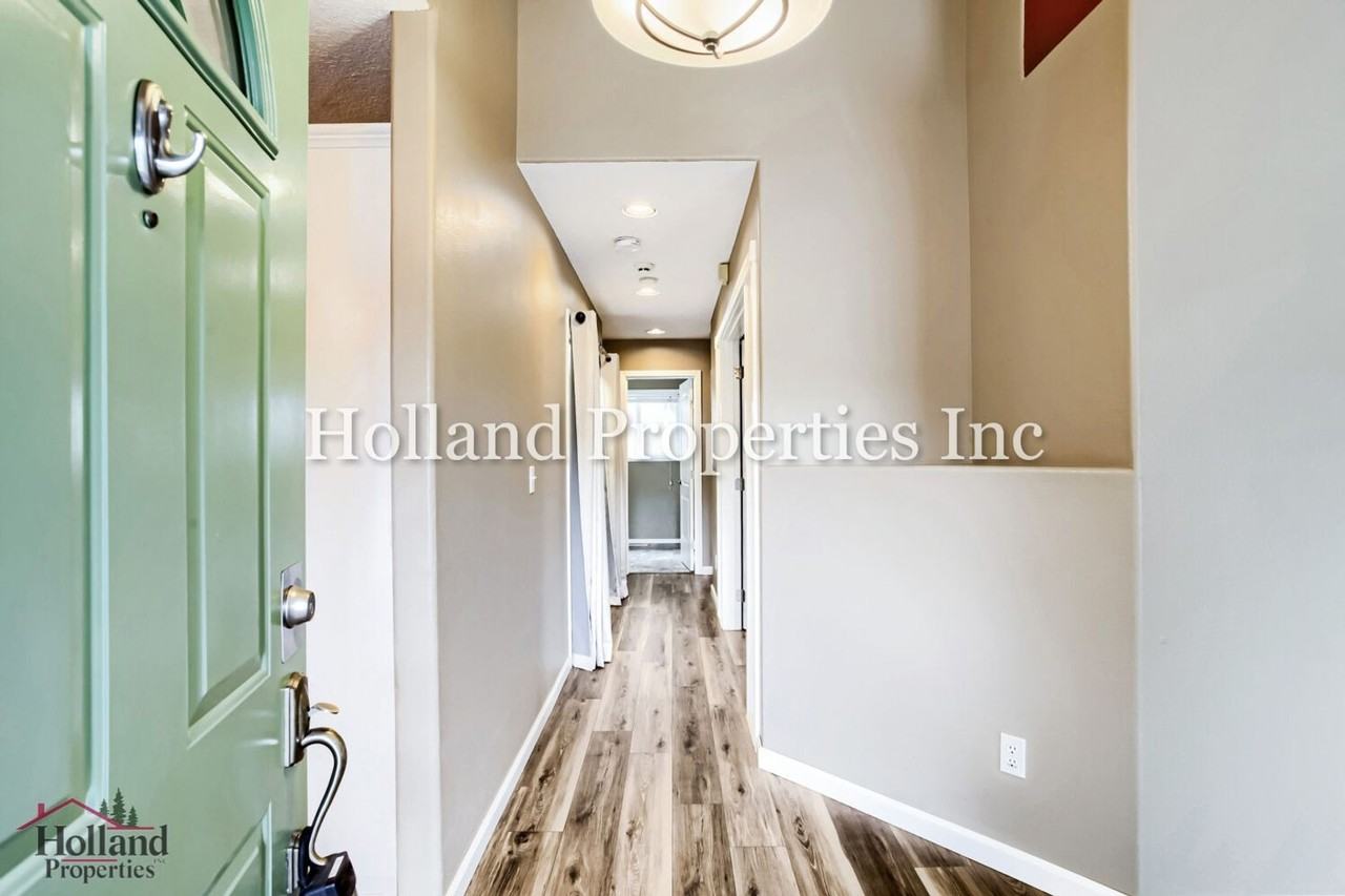 23190 Sw William Ave - Photo 4 of 29