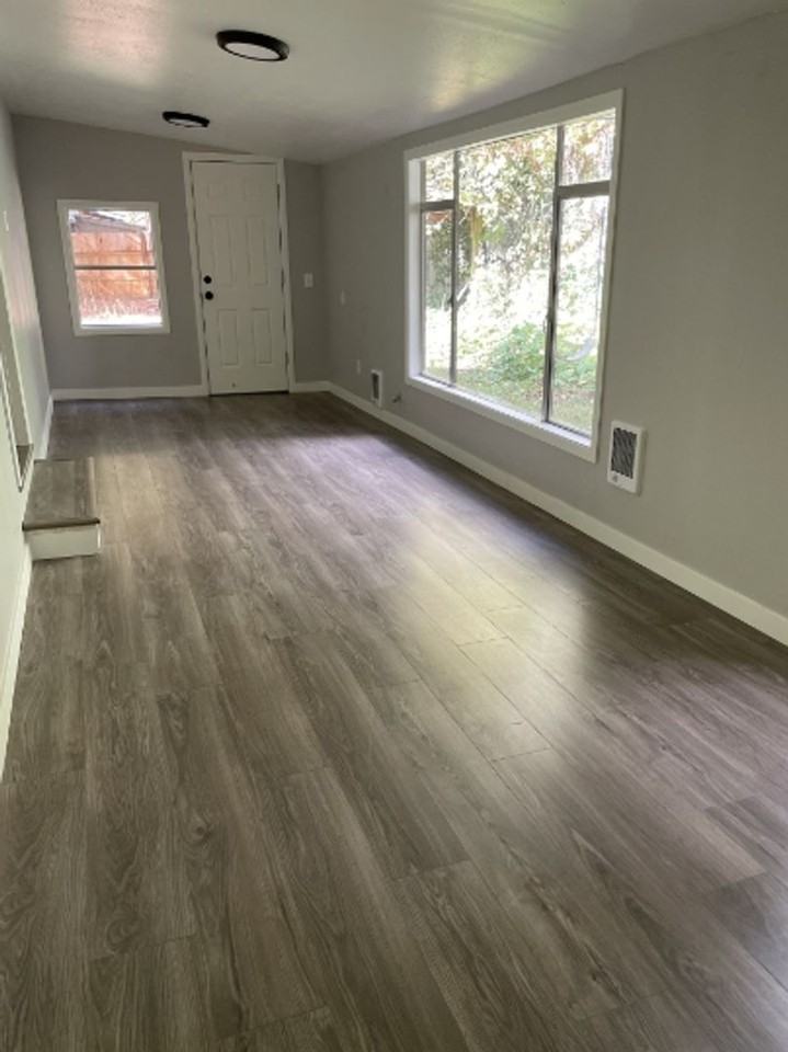 2306 Jefferson St - Photo 6 of 15