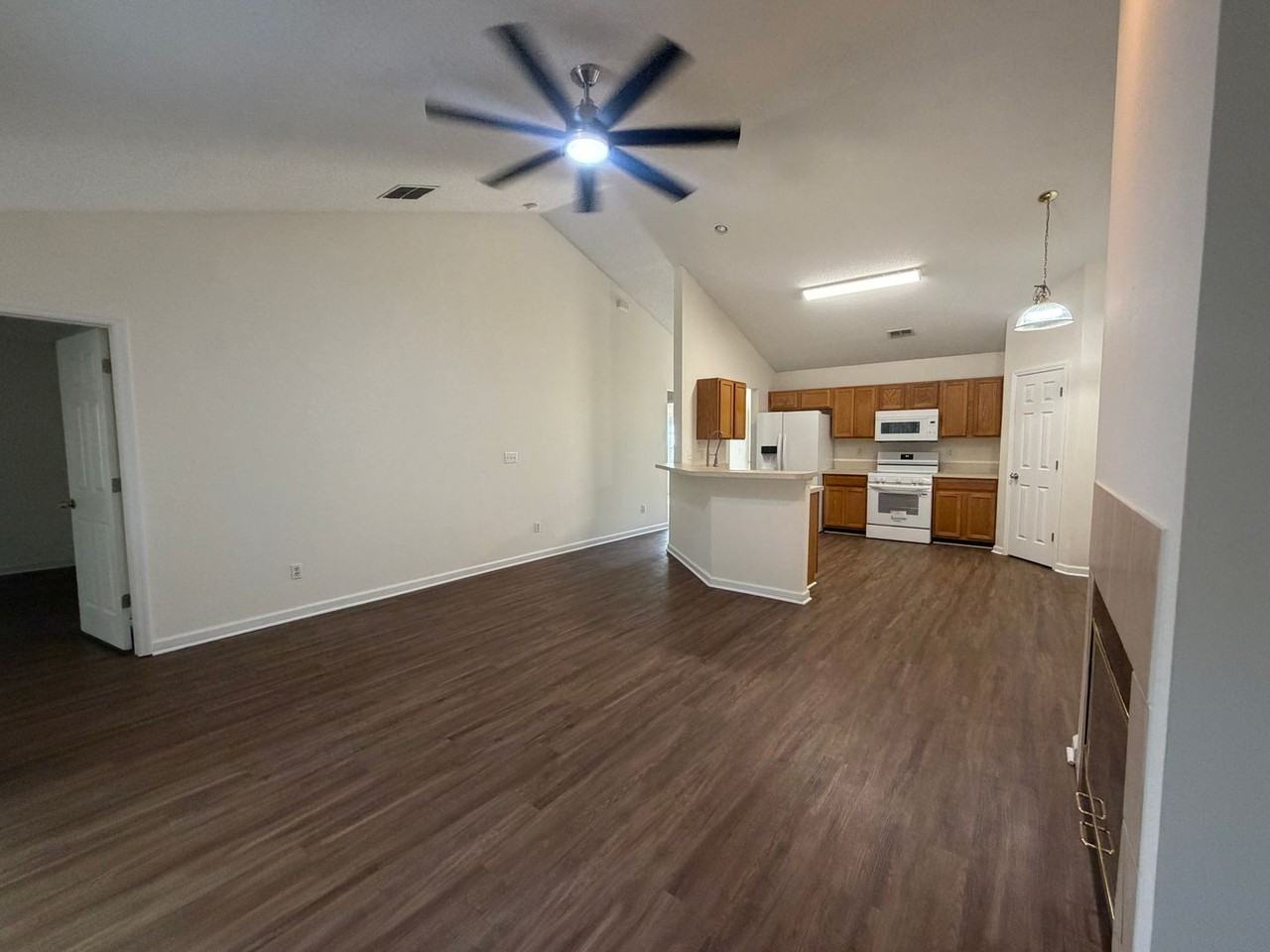9B Wellham Ln - Photo 6 of 19