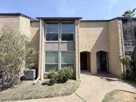 featured image of 2325 E San Jose St #31