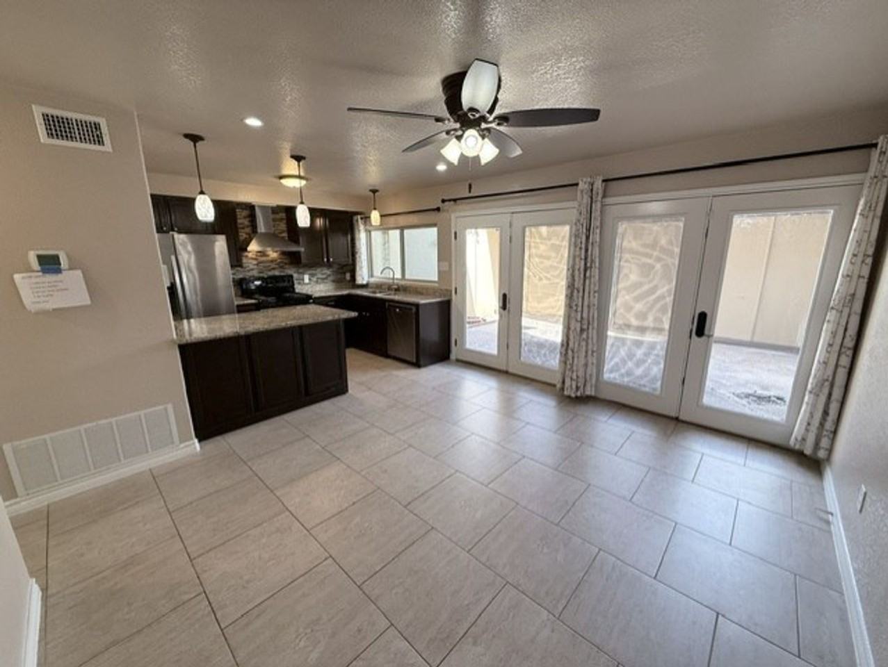 2325 E San Jose St #31 - Photo 6 of 26