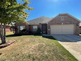 featured image of 3311 E Fairmont Pl
